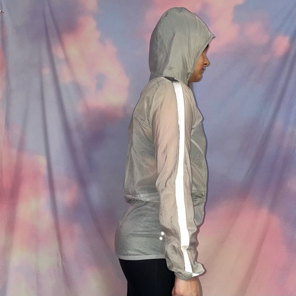 Nike Flash Reflective Windbreaker - Picture 7 of 15